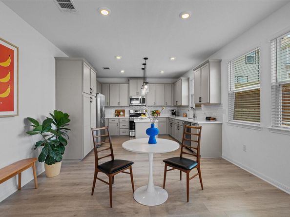 13506 Grand Central DR, Pflugerville TX 78660