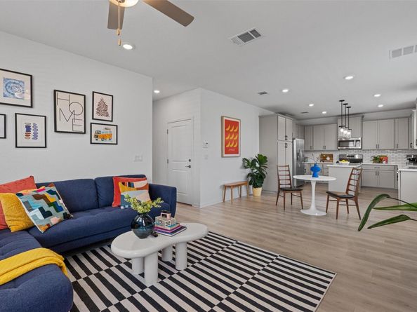 13506 Grand Central DR, Pflugerville TX 78660