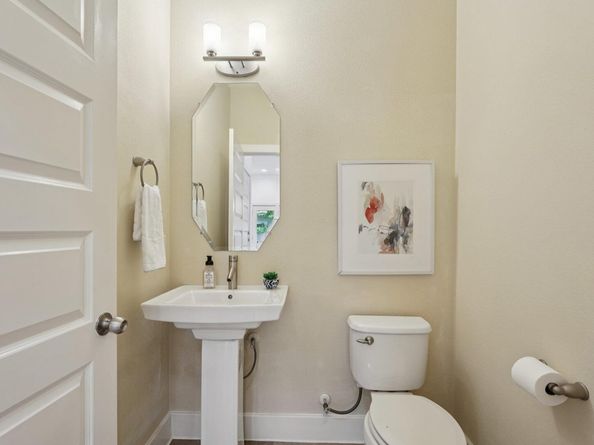 2011 Haskell ST A, Austin TX 78702