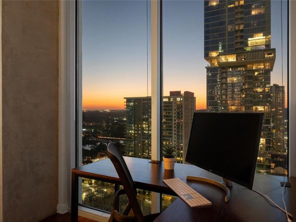 360 Nueces ST 2610, Austin TX 78701