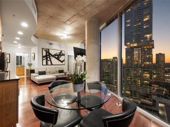 360 Nueces ST 2610, Austin TX 78701