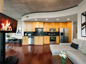 360 Nueces ST 2610, Austin TX 78701