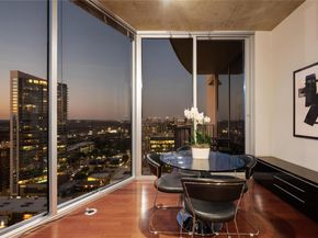 360 Nueces ST 2610, Austin TX 78701