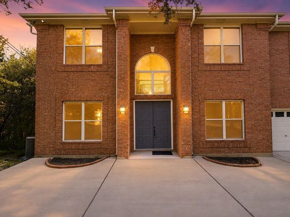 8204 Texas Plume RD, Austin TX 78759