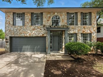 2113 Lobelia DR