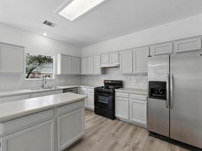 2113 Lobelia DR, Cedar Park TX 78613
