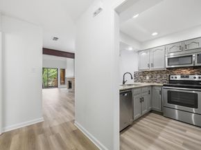 8110 Baywood DR A, Austin TX 78759