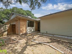 8110 Baywood DR A, Austin TX 78759