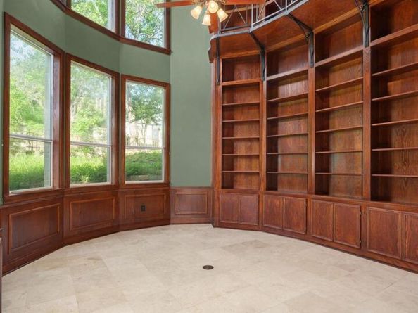 5252 McCormick Mountain DR, Austin TX 78734