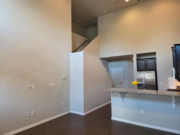 2304 S Lakeline BLVD 452, Cedar Park TX 78613