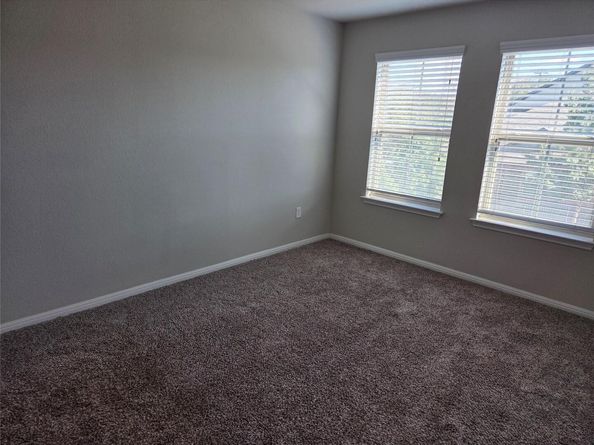 2304 S Lakeline BLVD 452, Cedar Park TX 78613