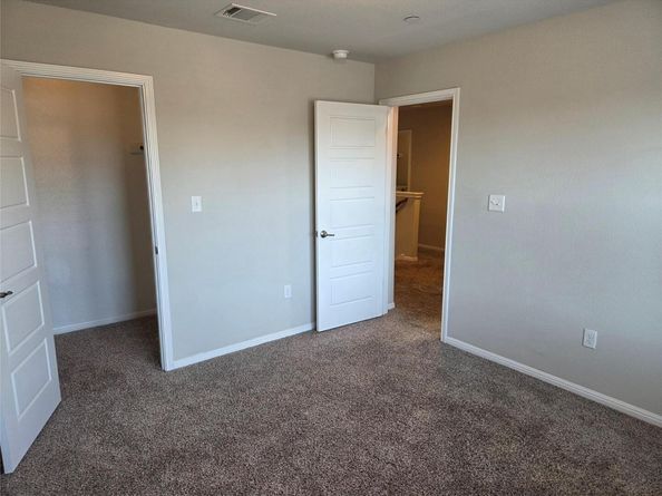 2304 S Lakeline BLVD 452, Cedar Park TX 78613