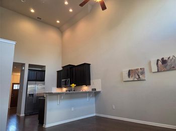 2304 S Lakeline BLVD