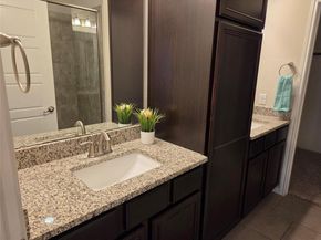 2304 S Lakeline BLVD 452, Cedar Park TX 78613