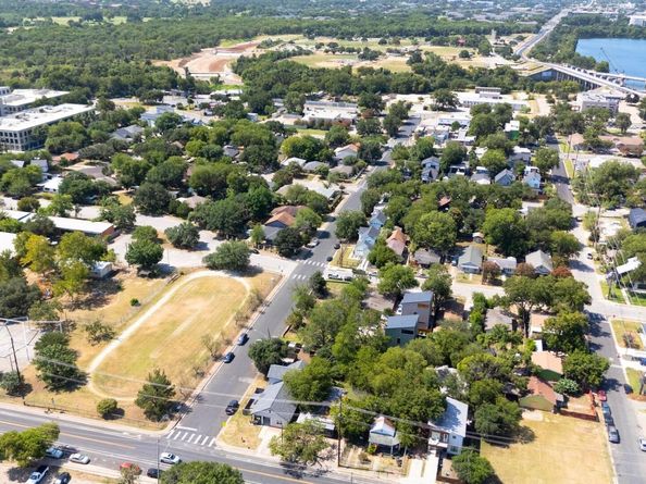2909 E 5th ST, Austin TX 78702