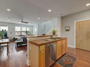 2608 E 6th ST 2, Austin TX 78702