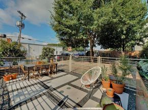 2608 E 6th ST 2, Austin TX 78702