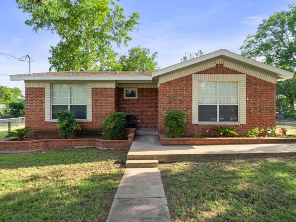 1905 Bissel LN, Austin TX 78745