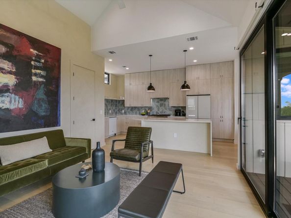 4707 Reyes ST 2, Austin TX 78721
