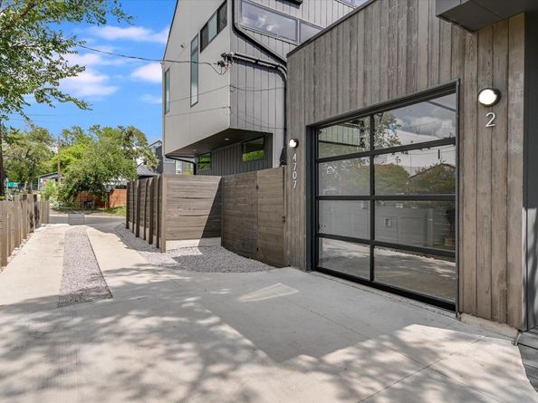 4707 Reyes ST 2, Austin TX 78721