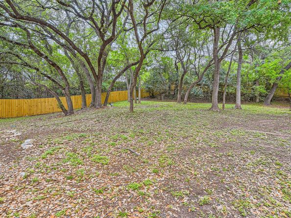 9100 Mountain Ridge DR 106, Austin TX 78759