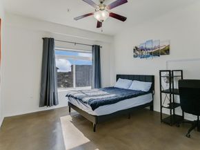 910 W 25th ST 607, Austin TX 78705