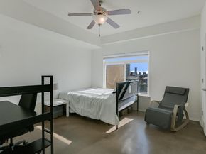 910 W 25th ST 607, Austin TX 78705