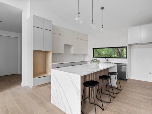 5013 Rob Scott ST, Austin TX 78721