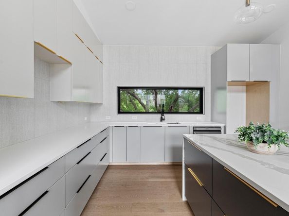 5013 Rob Scott ST, Austin TX 78721
