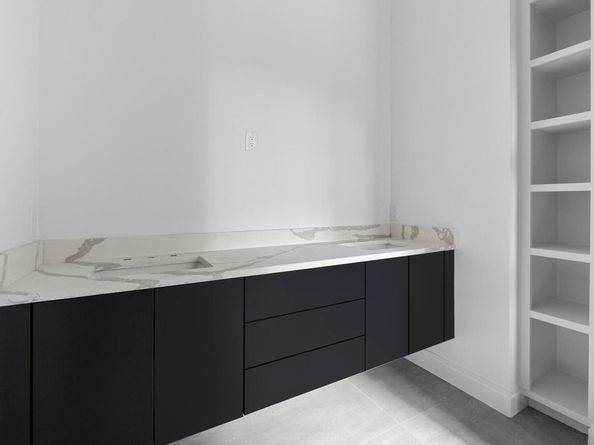 5013 Rob Scott ST, Austin TX 78721
