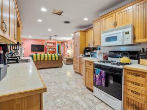 606 E Liberty Ave, Round Rock TX 78664