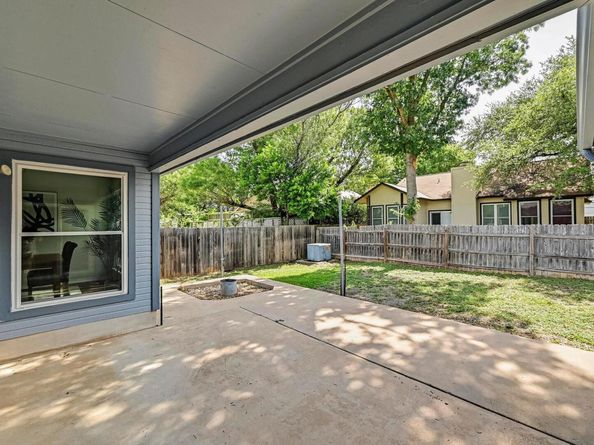 12413 Hunters Chase DR, Austin TX 78729