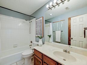 12413 Hunters Chase DR, Austin TX 78729