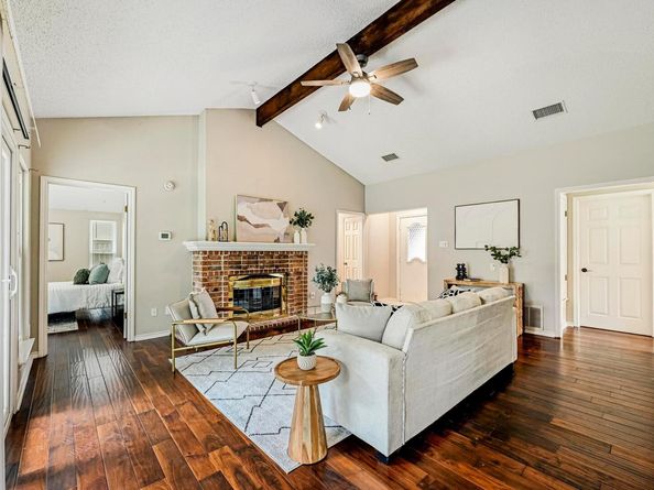 12413 Hunters Chase DR, Austin TX 78729