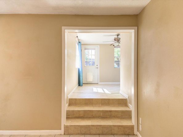 4011 Hillside DR, Round Rock TX 78681