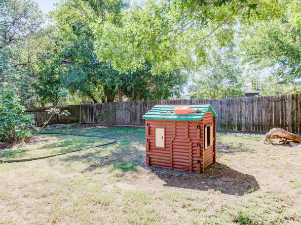 4011 Hillside DR, Round Rock TX 78681