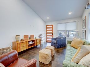 2306 Santa Maria ST, Austin TX 78702