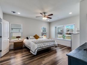 7909 Donnelley DR, Austin TX 78744