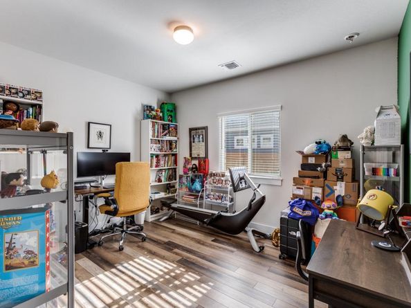7909 Donnelley DR, Austin TX 78744