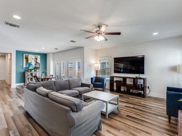 7909 Donnelley DR, Austin TX 78744