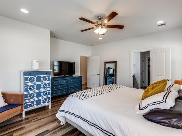 7909 Donnelley DR, Austin TX 78744