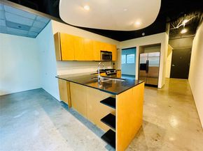 601 E Brushy ST 204, Austin TX 78702