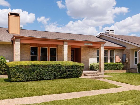 11133 Pinehurst #B DR B, Austin TX 78747