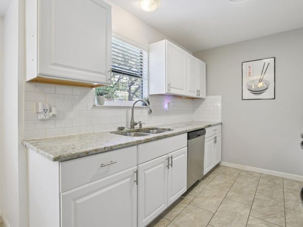 7808 Woodcroft DR, Austin TX 78749