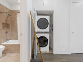 555 E 5th 817, Austin TX 78701