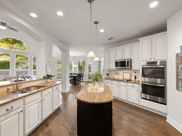 3713 Soledad CT, Austin TX 78732