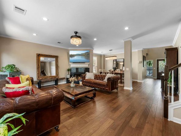 4104 Seldalia TRL, Austin TX 78732