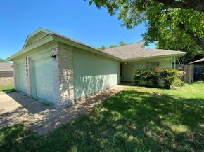 11902 Sunhillow BND, Austin TX 78758