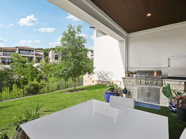 101 Cascading Water PL, Austin TX 78734