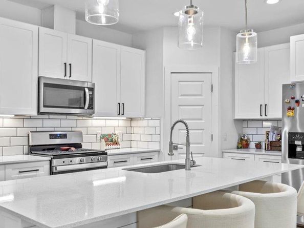 4711 Little Hill CIR, Austin TX 78725